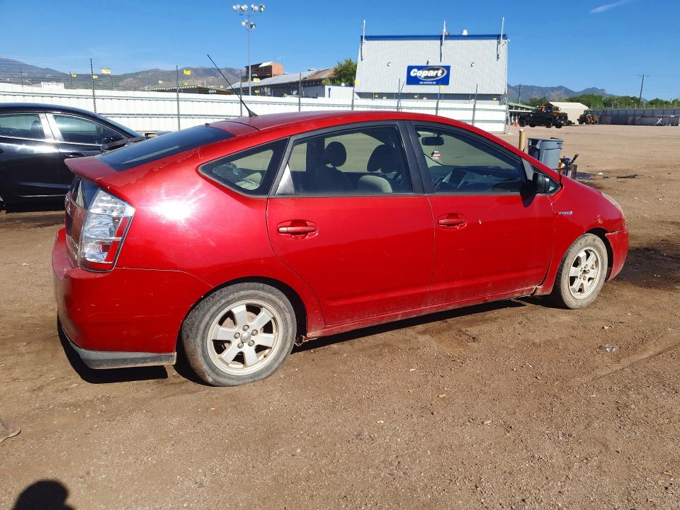 2006 Toyota Prius VIN JTDKB20U263151141 COPART salvage auction — MINOR DENT/SCRATCHES, Co - Dis/Dlr/Exp Only Clean Title, sold $600 on 2026-07-17 (photo 3)