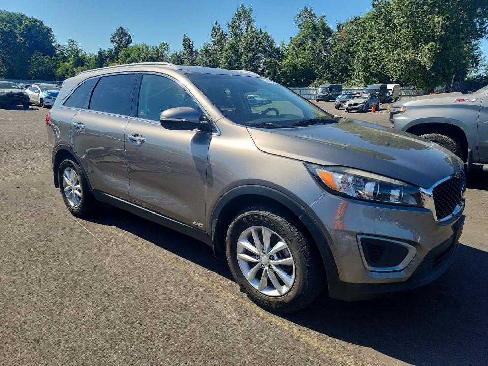 2016 Kia Sorento VIN 5XYPGDA31GG090905 COPART salvage auction — MECHANICAL, Wa - Cert Of Ownership-Rebuilt, sold $1,400 on 2026-07-20 (photo 4)
