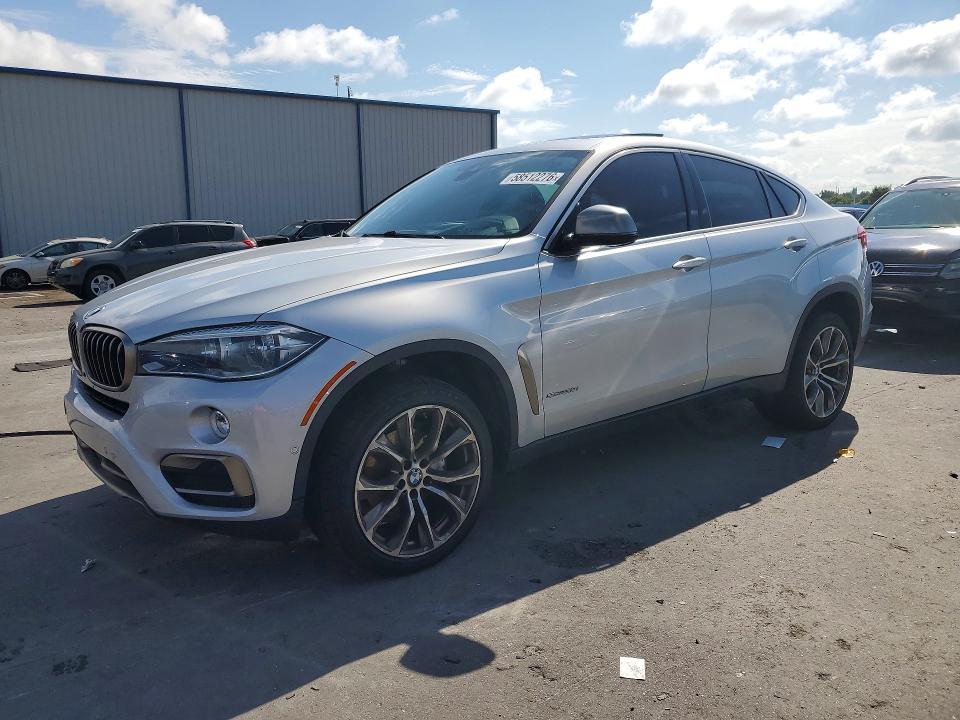 2018 BMW VIN 5UXKU0C51J0G80773 COPART salvage auction — MINOR DENT/SCRATCHES, Fl - Certificate Of Title (P), sold $9,800 on 2026-07-29 (photo 1)