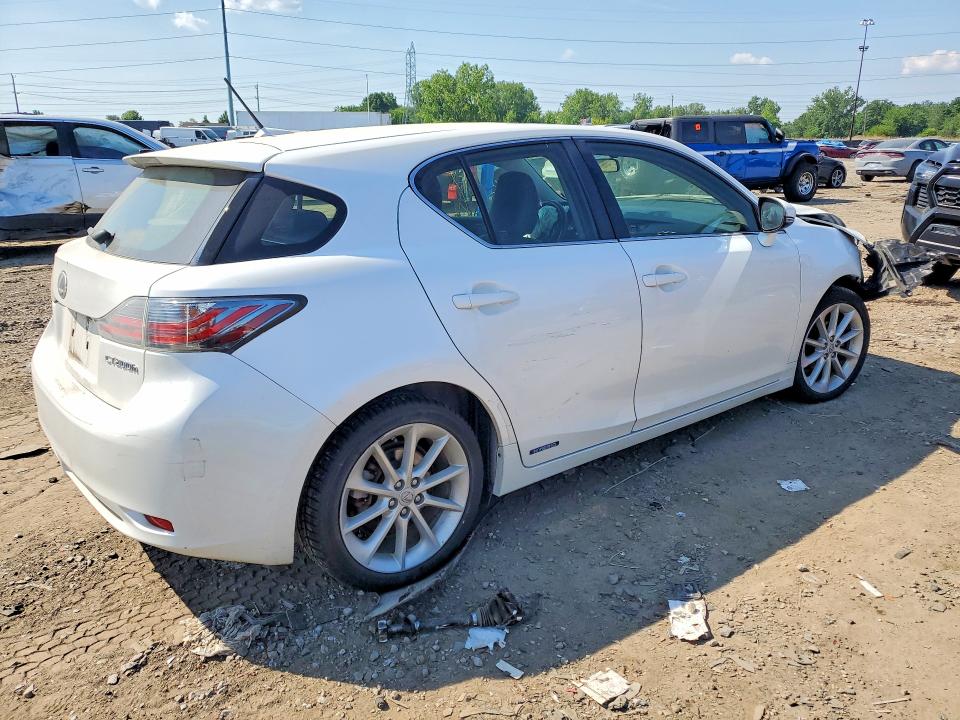 2011 Lexus Ct VIN JTHKD5BH4B2032047 COPART salvage auction — FRONT END, Mi - Certificate Of Title, sold $775 on 2026-07-28 (photo 3)