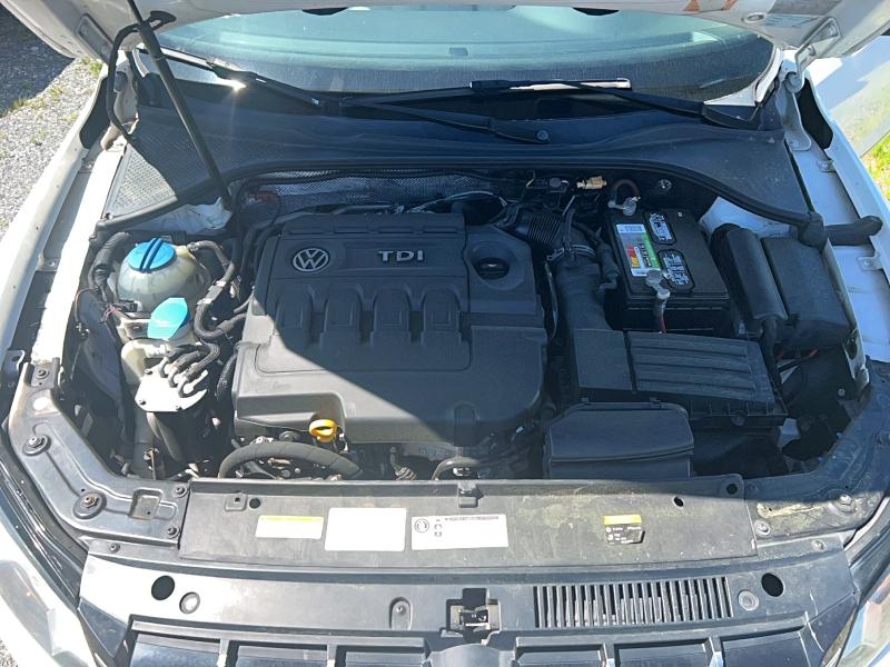2015 Volkswagen Passat VIN 1VWCV7A32FC003843 COPART salvage auction — NORMAL WEAR, Nj - Certificate Of Title (P), sold $325 on 2026-07-06 (photo 7)