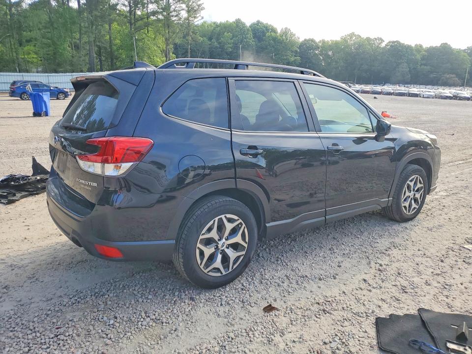 2022 Subaru VIN JF2SKAEC1NH513697 COPART salvage auction — MINOR DENT/SCRATCHES, Nc - Salvage Certificate Of Title, sold $11,900 on 2026-07-24 (photo 3)
