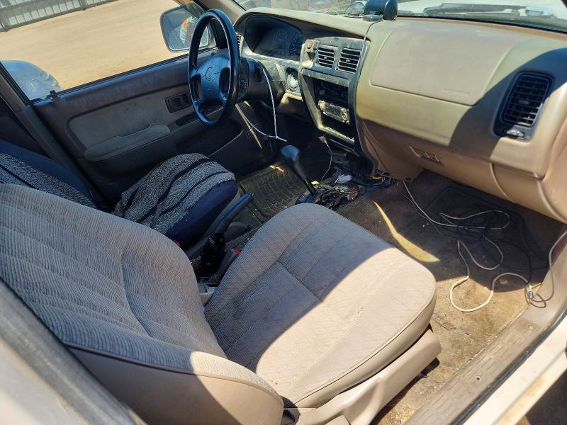 1998 Toyota 4runner VIN JT3GM84R2W0033492 COPART salvage auction — NORMAL WEAR, Sd - Dis/Dlr/Exp Only Salvage Title, sold $625 on 2026-07-06 (photo 8)