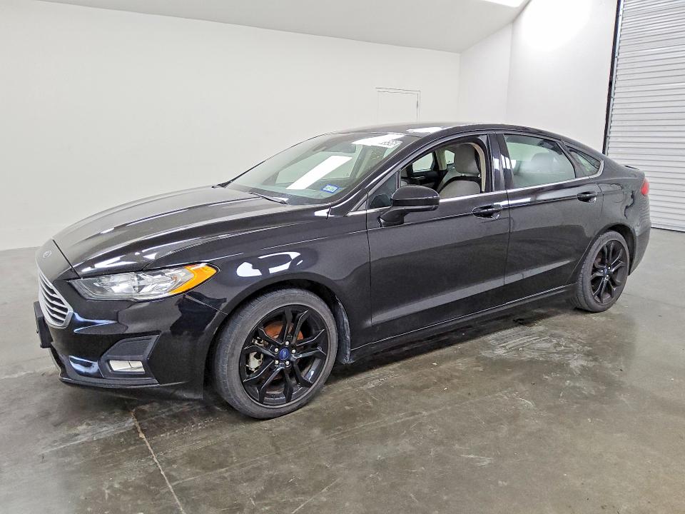2019 Ford Fusion VIN 3FA6P0HD6KR147915 COPART salvage auction — MINOR DENT/SCRATCHES, Tx - Certificate Of Title, sold $2,850 on 2026-07-02 (photo 1)