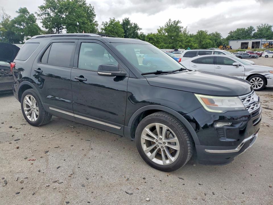 2018 Ford Explorer VIN 1FM5K7D88JGB97285 COPART salvage auction — NORMAL WEAR, Mo - Certificate Of Title, sold $6,200 on 2026-07-02 (photo 4)