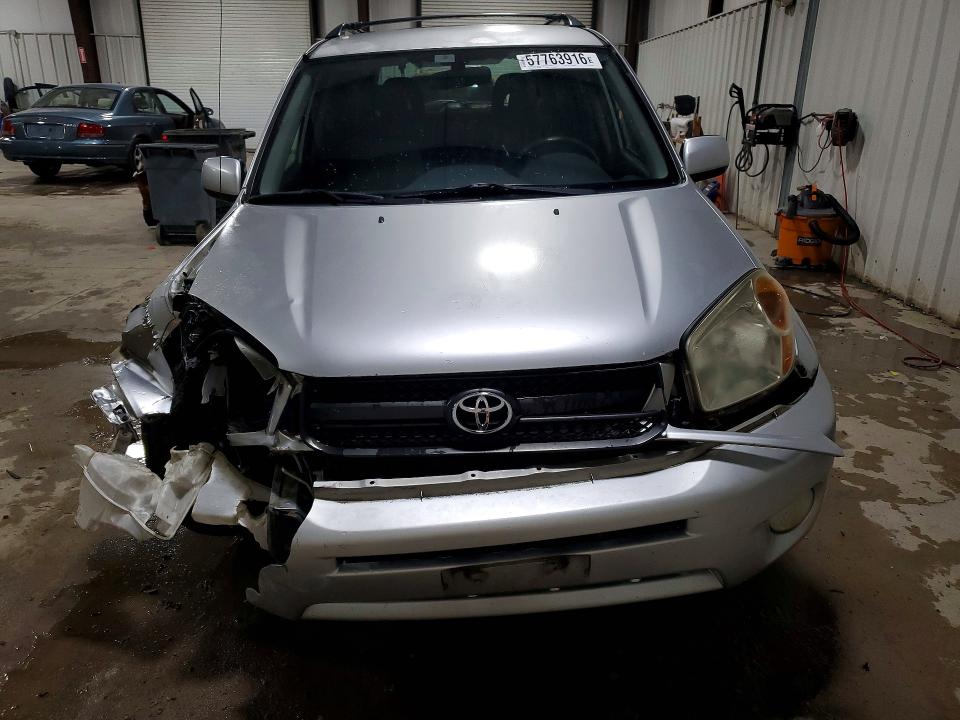 2005 Toyota Rav 4 VIN JTEHD20V256028588 COPART salvage auction — FRONT END, Md - Cert Of Salvage > 75% Damage, sold $475 on 2026-07-29 (photo 5)