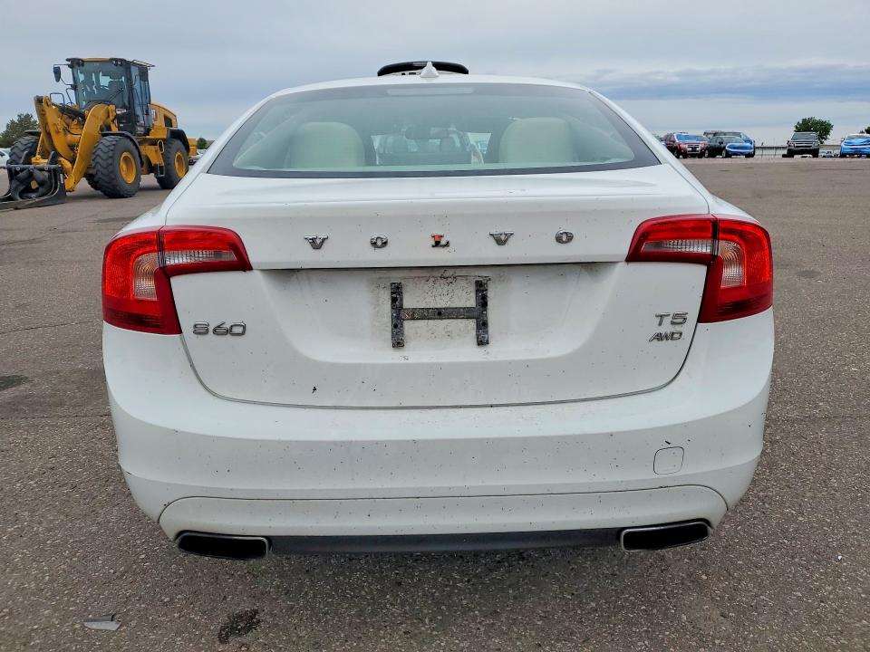 2015 Volvo S60 VIN YV1612TB5F2316095 COPART salvage auction — FRONT END, MN - CERT OF TITLE-PRIOR SALVAGE, sold $225 on 2026-07-28 (photo 6)