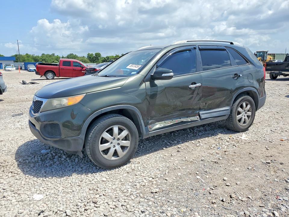 2011 Kia Sorento VIN 5XYKT4A25BG158385 COPART salvage auction — SIDE, Tx - Salvage Vehicle Title, sold $1,750 on 2026-07-30 (photo 1)