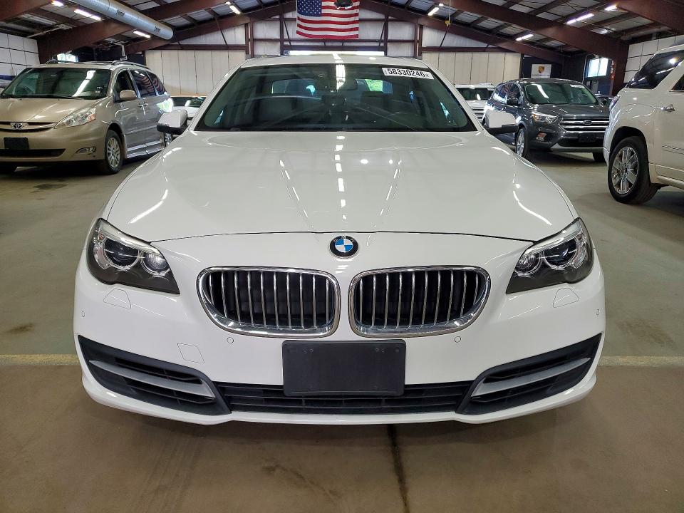 2014 BMW 5 series VIN WBA5B3C59ED537715 COPART salvage auction — MINOR DENT/SCRATCHES, MA - CERTIFICATE OF TITLE, sold $1,450 on 2026-07-17 (photo 5)
