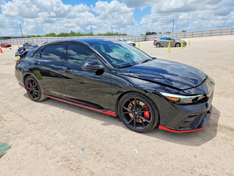 2025 Hyundai Elantra VIN KMHLW4DK6SU032005 COPART salvage auction — REAR END, TX - SALVAGE VEHICLE TITLE, sold $6,700 on 2026-07-30 (photo 4)