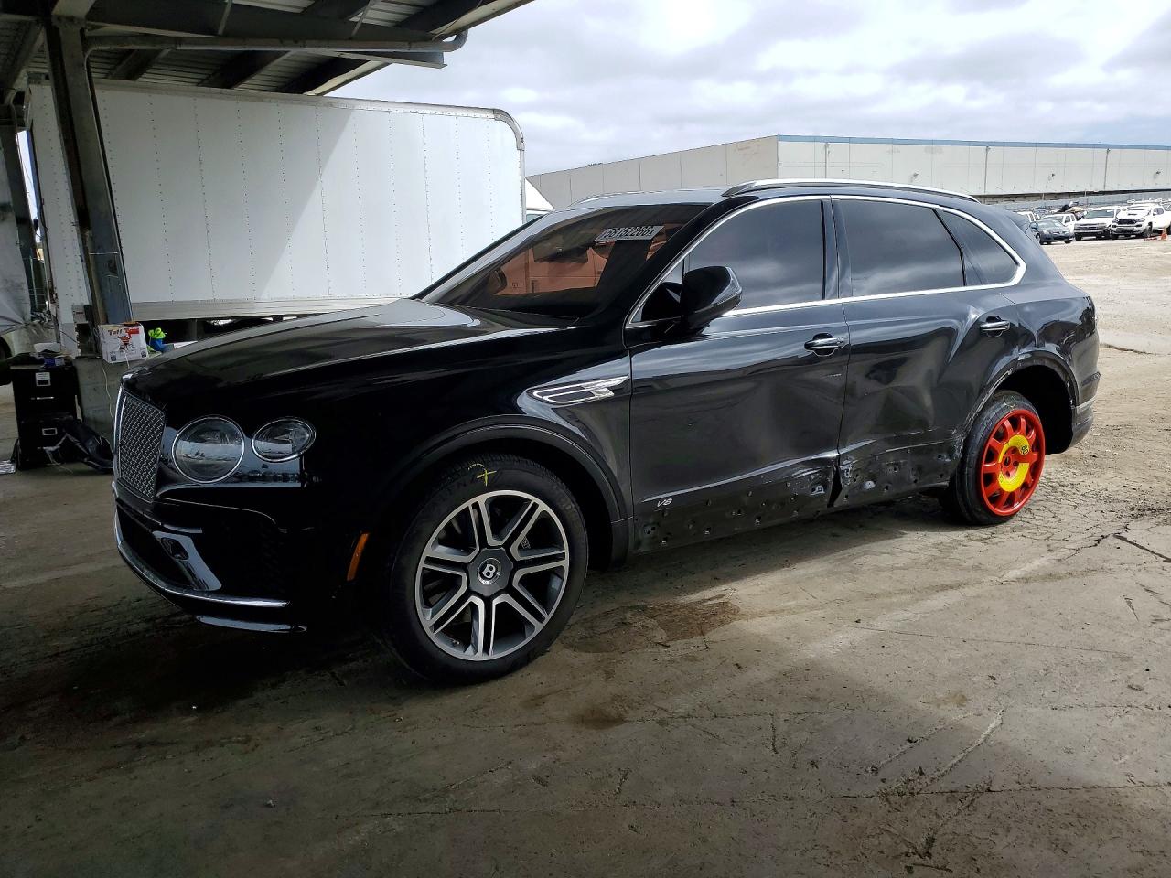 2021 Bentley Bentayga VIN SJAAM2ZV8MC035958 — COPART salvage auction photo