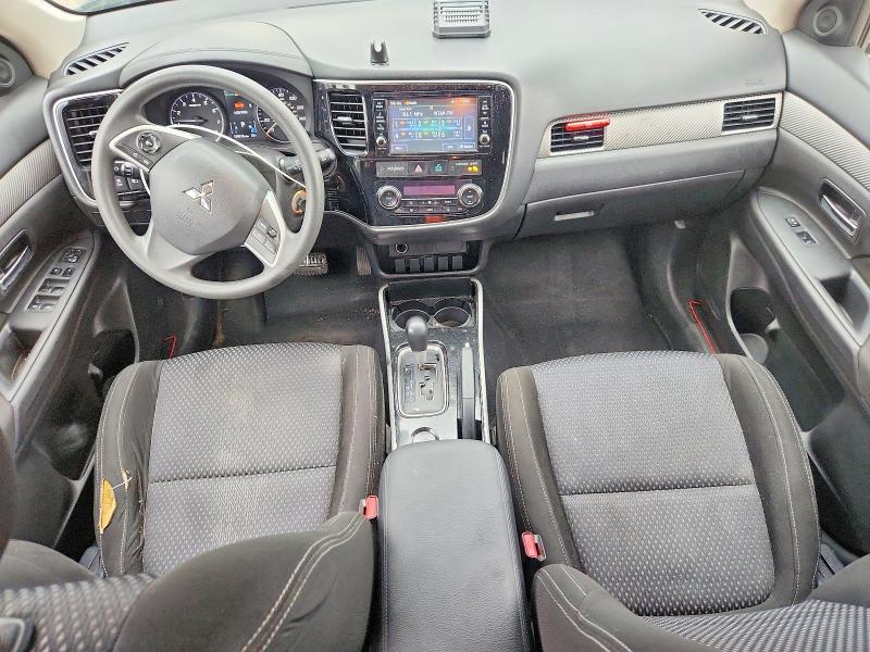 2018 Mitsubishi VIN JA4AD2A3XJZ040171 COPART salvage auction — REAR END, Fl - Cert Of Title Slvg Rebuildable, sold $2,250 on 2026-07-29 (photo 8)