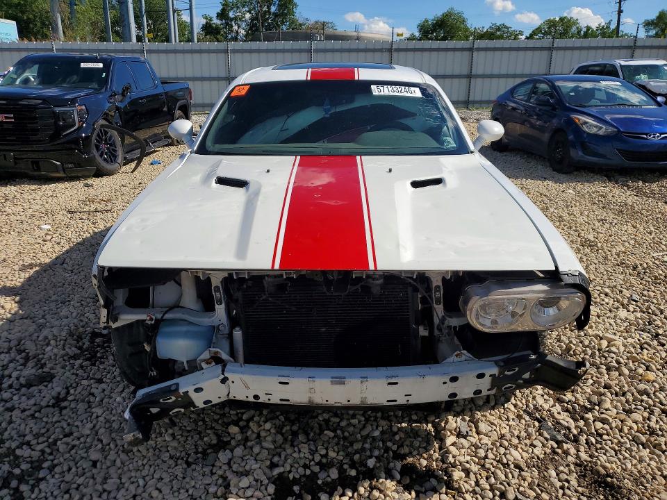 2014 Dodge Challenger VIN 2C3CDYAG5EH112098 COPART salvage auction — FRONT END, Il - Salvage Certificate, sold $1,150 on 2026-07-31 (photo 5)