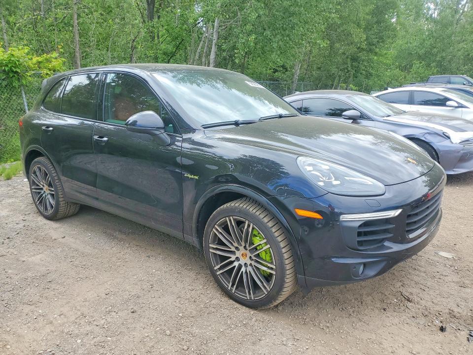 2017 Porsche Cayenne VIN WP1AE2A27HLA68810 COPART salvage auction — REAR END, On - Permit No Brand - Unfit, sold $8,000 on 2026-07-21 (photo 4)