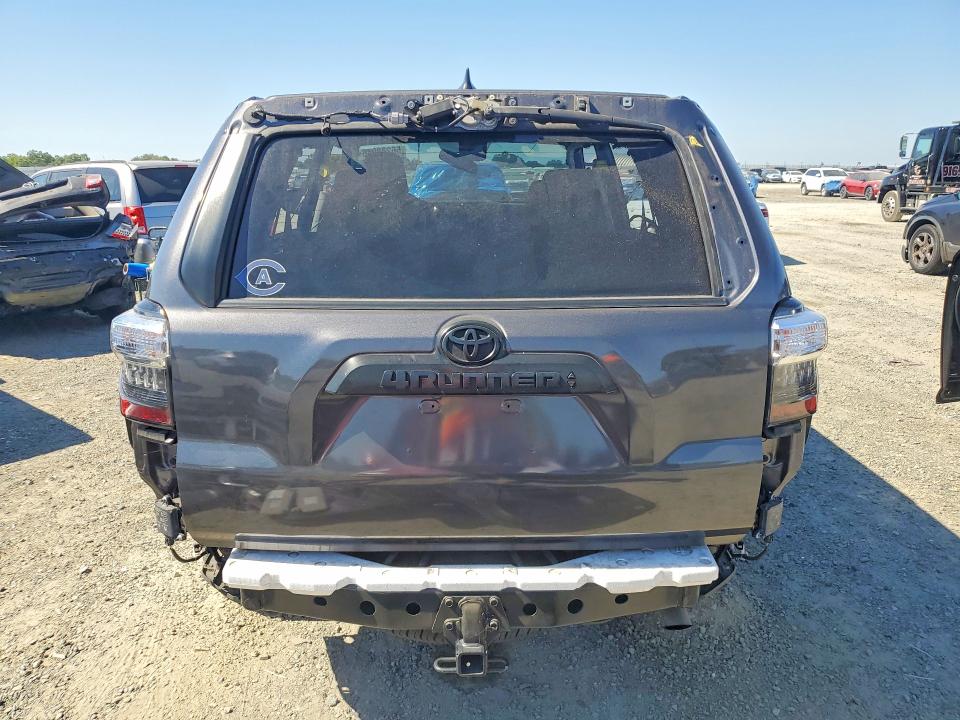 2022 Toyota 4runner VIN JTERU5JR6N6074187 COPART salvage auction — FRONT END, Ca - Salvage Certificate, sold $16,400 on 2026-07-09 (photo 6)