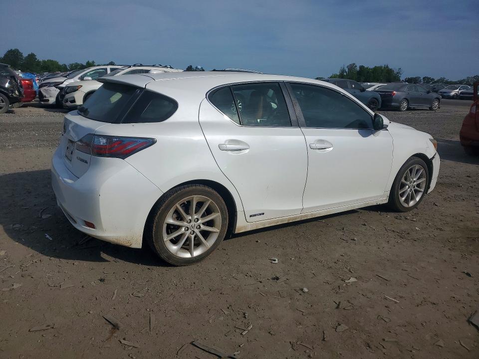 2013 Lexus Ct VIN JTHKD5BH1D2148647 COPART salvage auction — FRONT END, Va - Cert Of Title - Salvage, sold $550 on 2026-07-29 (photo 3)