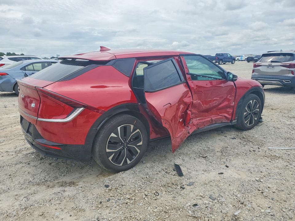 2022 Kia Ev6 VIN KNDC34LA1N5042395 COPART salvage auction — ROLLOVER, Ga - Cert Of Title-Salvage, sold $6,600 on 2026-07-22 (photo 3)