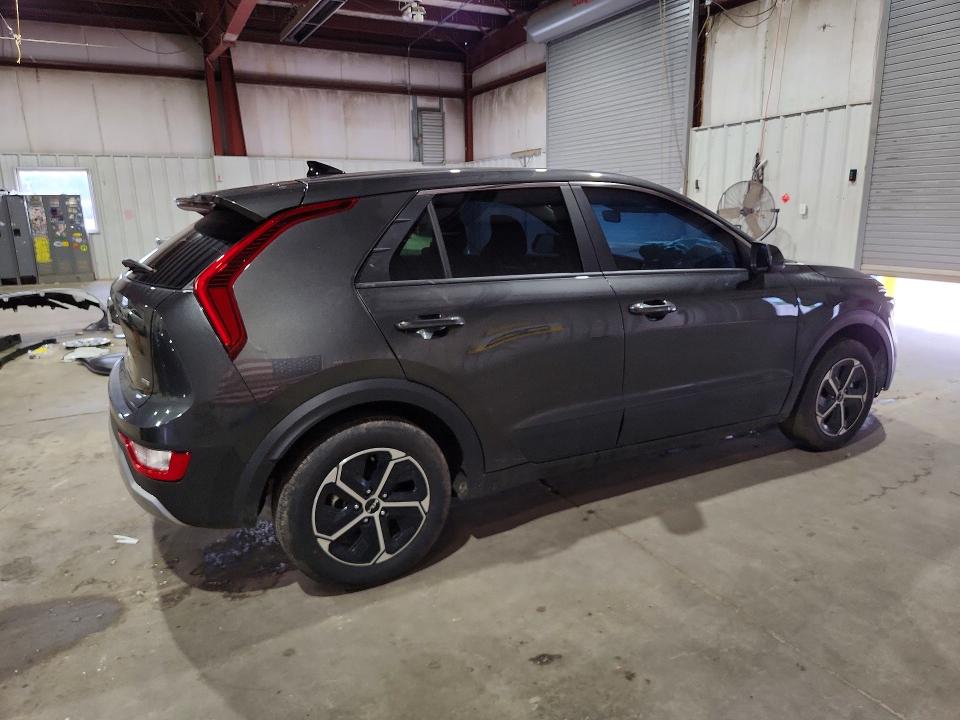 2026 Kia Niro VIN KNDCP3LE1T5329122 COPART salvage auction — FRONT END, FL - CERTIFICATE OF TITLE, sold $8,100 on 2026-07-08 (photo 3)