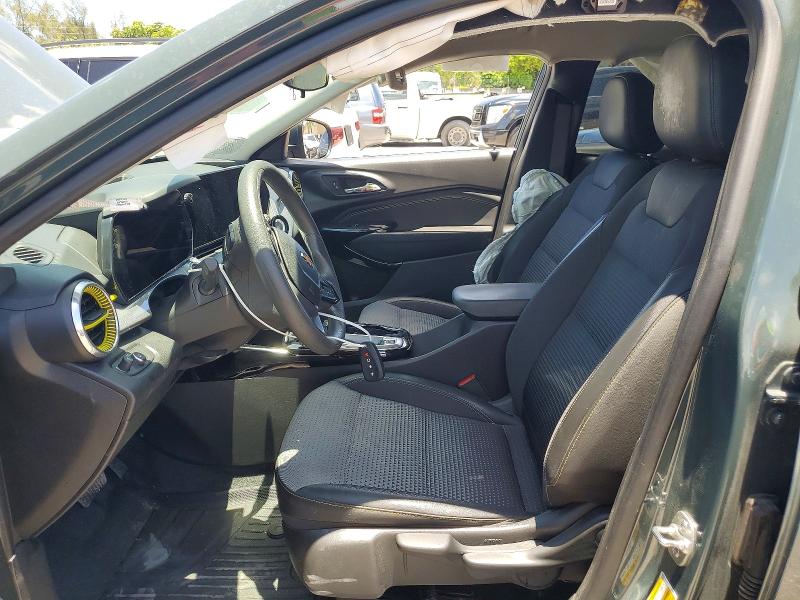 2025 Chevrolet Trax VIN KL77LHEP0SC026669 COPART salvage auction — SIDE, Fl - Cert Of Title Slvg Rebuildable, sold $6,500 on 2026-07-31 (photo 7)