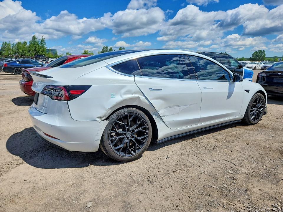 2020 Tesla Model 3 VIN 5YJ3E1EB4LF643200 COPART salvage auction — SIDE, On - Permit No Brand - Unfit, sold $9,200 on 2026-07-02 (photo 3)