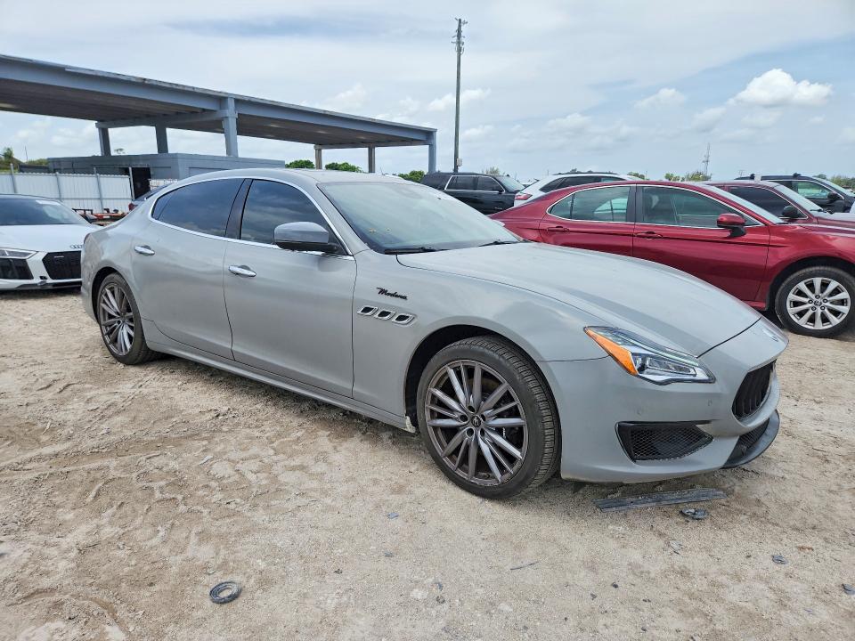 2022 Maserati VIN ZAM56YRM2N1385101 COPART salvage auction — MINOR DENT/SCRATCHES, Fl - Cert Of Title Slvg Rebuildable, sold $25,500 on 2026-07-28 (photo 4)