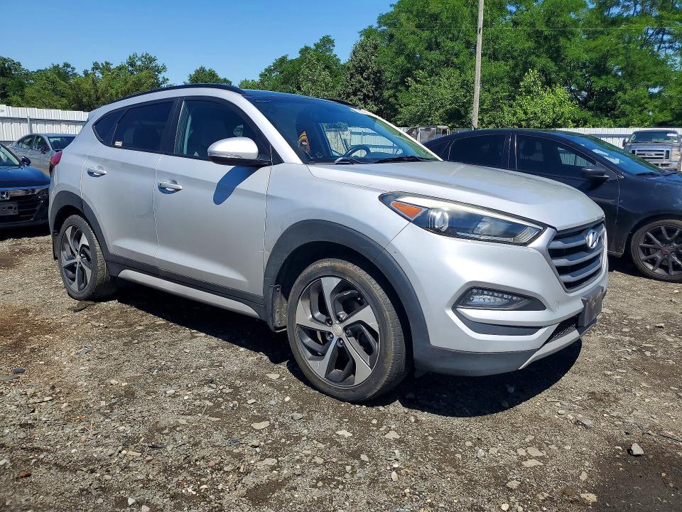2018 Hyundai VIN KM8J3CA24JU687311 COPART salvage auction — MECHANICAL, Ny - Certificate Of Title (P), sold $4,100 on 2026-07-21 (photo 4)