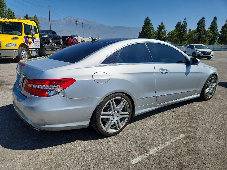 2010 Mercedes-benz E-klasse VIN WDDKJ7CB5AF021734 COPART salvage auction — FRONT END, Ca - Salvage Certificate, sold $825 on 2026-07-02 (photo 3)
