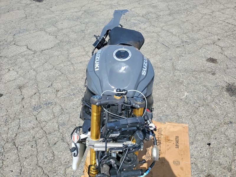 2025 Suzuki Gsx-r750 VIN JS1GR7MA2S7100265 COPART salvage auction — ALL OVER, CA - SALVAGE CERTIFICATE, sold $1,650 on 2026-07-02 (photo 5)