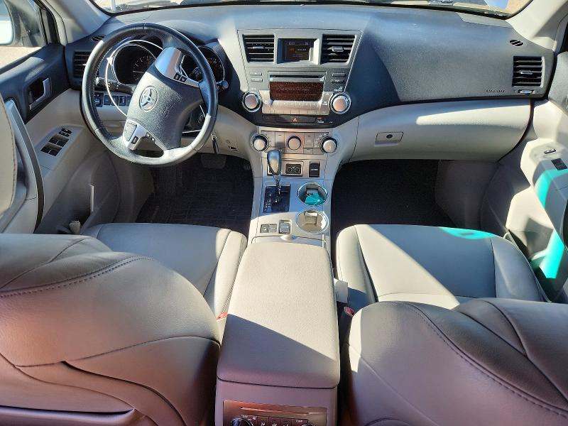 2012 Toyota Highlander VIN 5TDBK3EH4CS110117 COPART salvage auction — FRONT END, Az - Cert Of Title - Salvage, sold $1,950 on 2026-07-24 (photo 8)