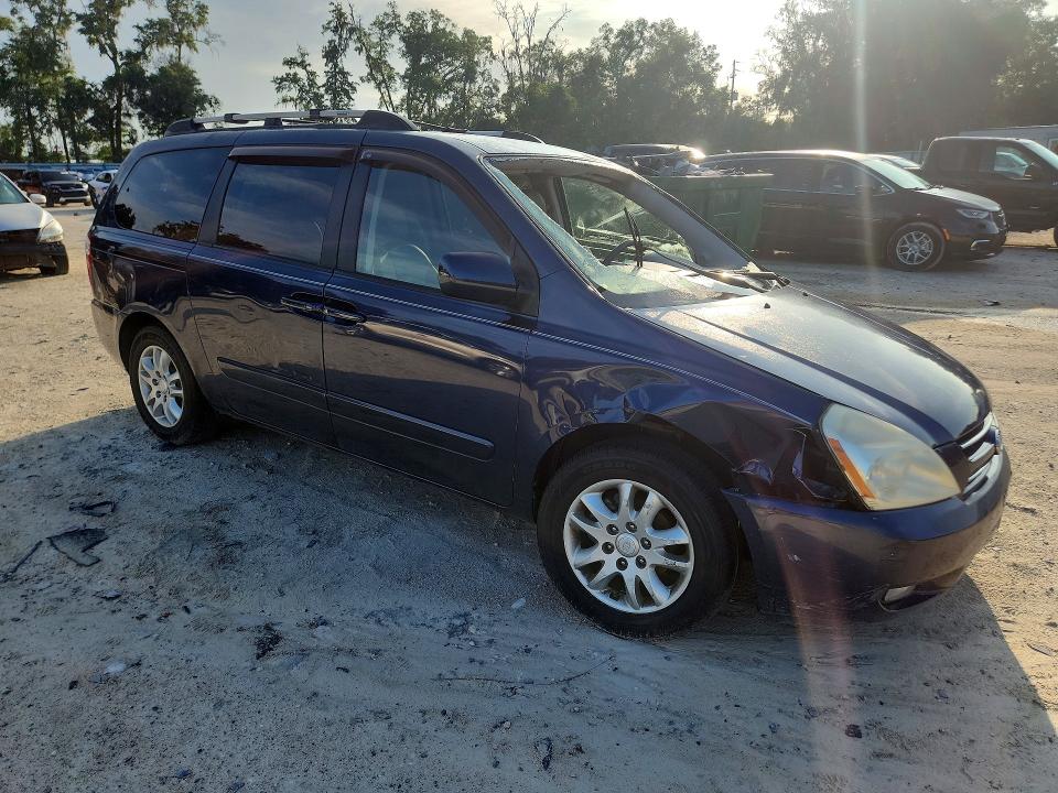 2008 Kia SEDONA VIN KNDMB233386214745 COPART salvage auction — SIDE, FL - CERT OF TITLE SLVG REBUILDABLE, sold $850 on 2026-07-14 (photo 4)