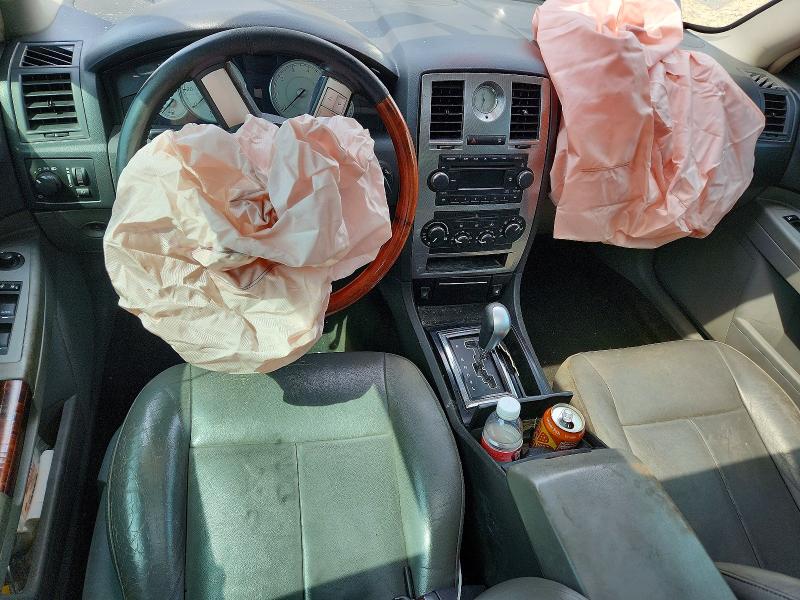 2005 Chrysler 300 VIN 2C3JA53G85H140554 COPART salvage auction — FRONT END, Il - Salvage Certificate, sold $225 on 2026-07-22 (photo 8)