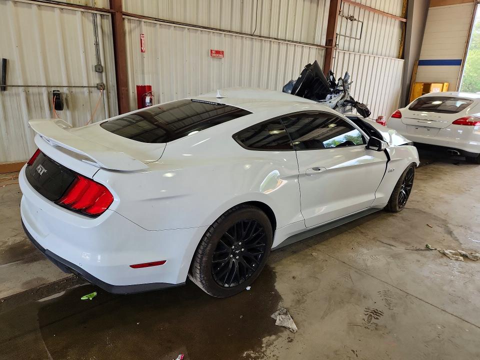 2020 Ford Mustang VIN 1FA6P8CF4L5141610 COPART salvage auction — FRONT END, Va - Cert Of Title - Salvage, sold $4,450 on 2026-07-02 (photo 3)