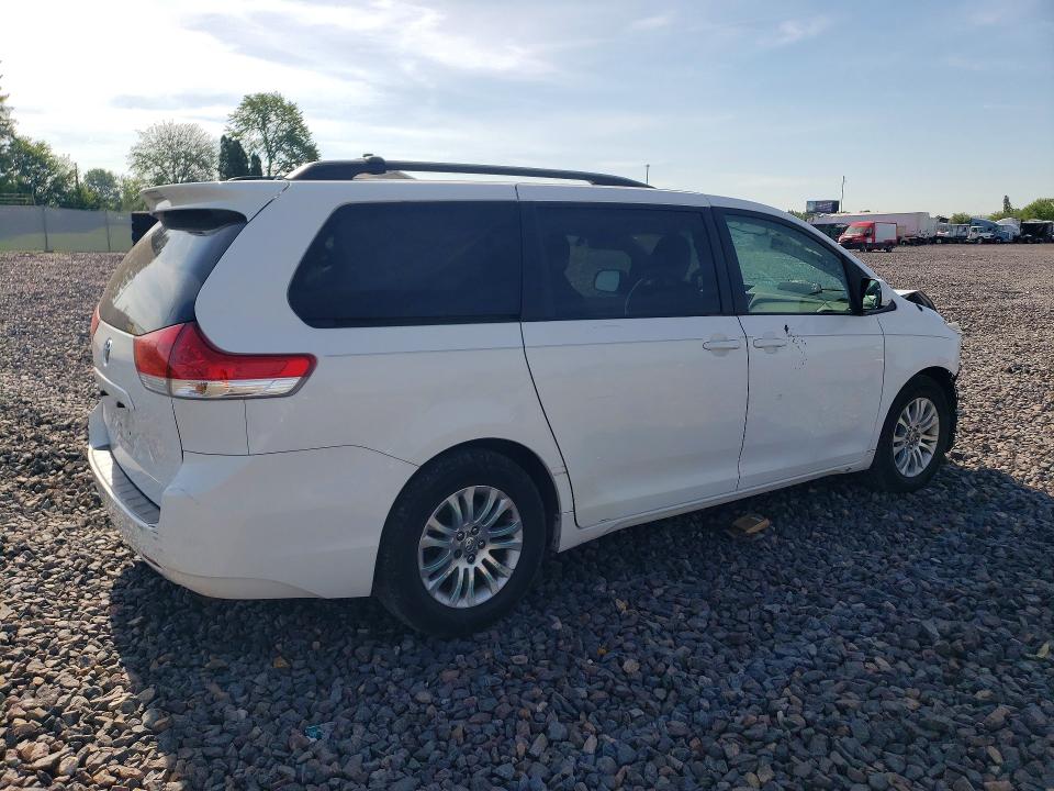 2012 Toyota VIN 5TDYK3DC5CS219752 COPART salvage auction — FRONT END, In - Cert Of Title-Salvage Title, sold $1,300 on 2026-07-07 (photo 3)