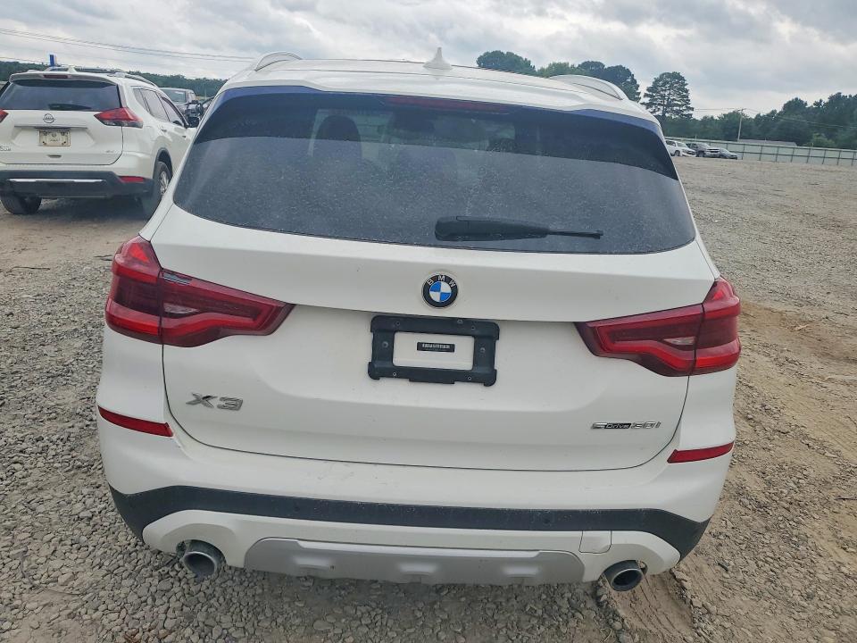 2019 BMW VIN 5UXTR7C50KLR43816 COPART salvage auction — MINOR DENT/SCRATCHES, Salvage Title, sold $7,800 on 2026-07-16 (photo 6)