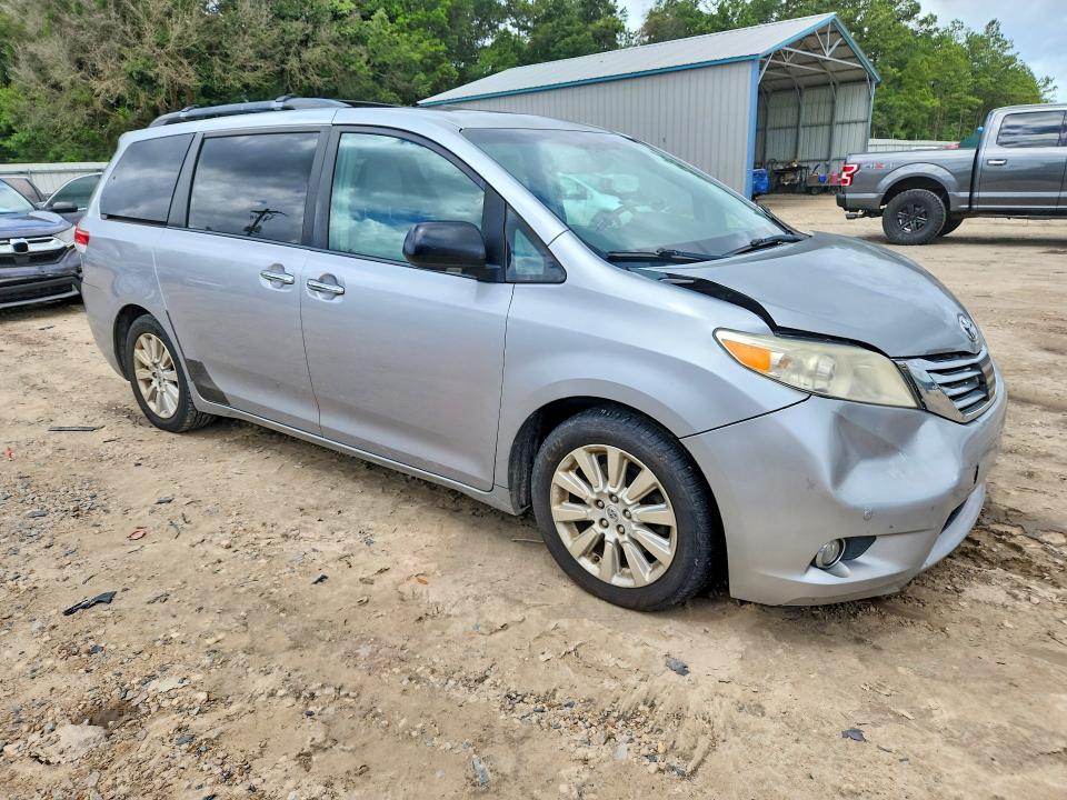 2011 Toyota Sienna VIN 5TDYK3DC6BS041669 COPART salvage auction — FRONT END, Fl - Cert Of Title Slvg Rebuildable, sold $3,000 on 2026-07-10 (photo 4)