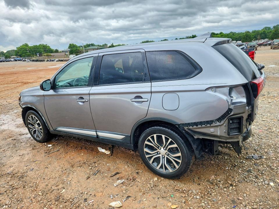 2018 Mitsubishi VIN JA4AD2A3XJZ040171 COPART salvage auction — REAR END, Fl - Cert Of Title Slvg Rebuildable, sold $2,250 on 2026-07-29 (photo 2)