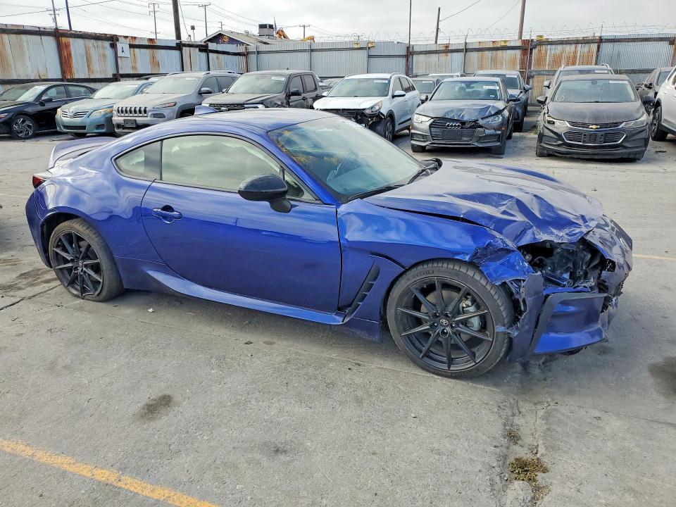 2025 Toyota Gr 86 VIN JF1ZNBE12S9755953 COPART salvage auction — FRONT END, Az - Dis/Dlr/Exp Only Salvage Title, sold $8,200 on 2026-07-29 (photo 4)