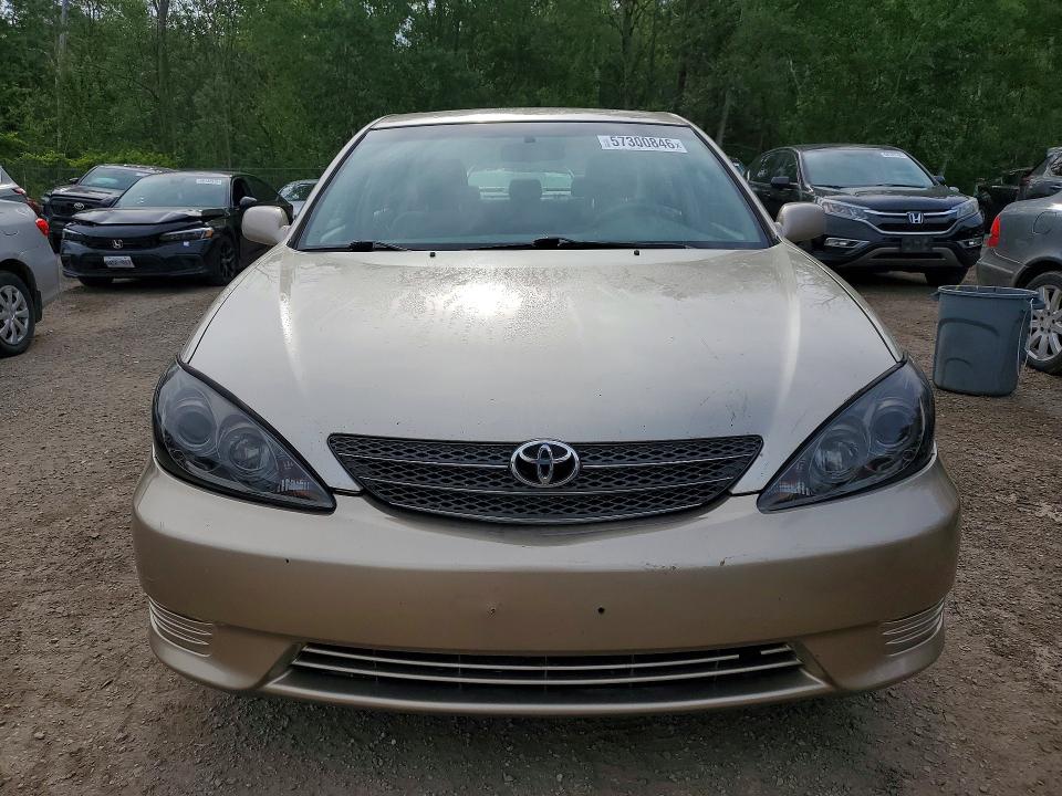 2005 Toyota VIN 4T1BE32K85U635909 COPART salvage auction — SIDE, On - Permit No Brand - Unfit, sold $800 on 2026-07-02 (photo 5)