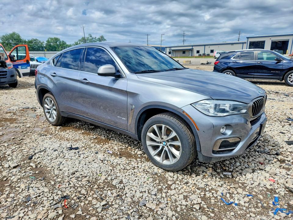 2018 BMW VIN 5UXKU2C50J0Z61553 COPART salvage auction — MINOR DENT/SCRATCHES, In - Certificate Of Title (P), sold $10,700 on 2026-07-29 (photo 4)