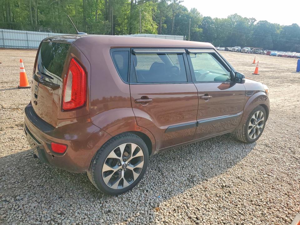 2012 Kia Soul VIN KNDJT2A6XC7434139 COPART salvage auction — MINOR DENT/SCRATCHES, Nc - Dealer Only Clean Title, sold $925 on 2026-07-10 (photo 3)