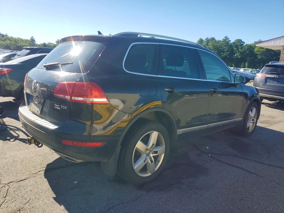 2013 Volkswagen Touareg VIN WVGEP9BP7DD007568 COPART salvage auction — FRONT END, Ct - Cert Of Title-Salvage, sold $425 on 2026-07-07 (photo 3)