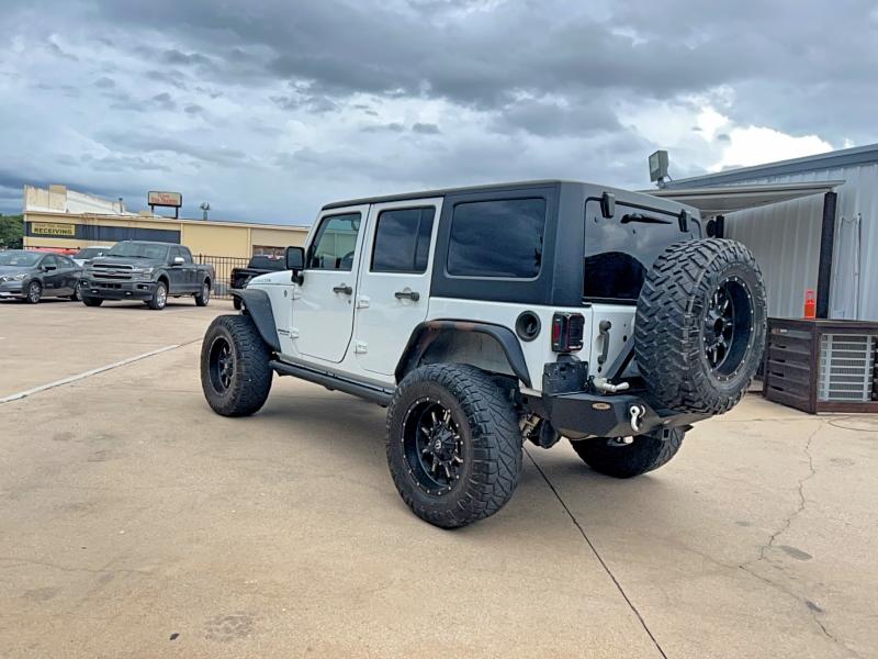 2015 Jeep Wrangler / VIN 1C4BJWFG3FL530855 COPART salvage auction — MINOR DENT/SCRATCHES, Tx - Certificate Of Title (P), sold $9,100 on 2026-07-09 (photo 3)