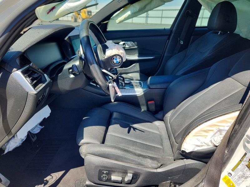 2019 BMW 3er VIN WBA5R1C54KAK06621 COPART salvage auction — SIDE, Salvage Title, sold $5,300 on 2026-07-30 (photo 7)