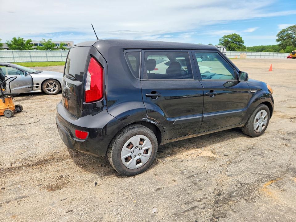 2012 Kia Soul VIN KNDJT2A56C7748765 COPART salvage auction — SIDE, Wi - Junked Vehicle Bill Of Sale, sold $425 on 2026-07-14 (photo 3)
