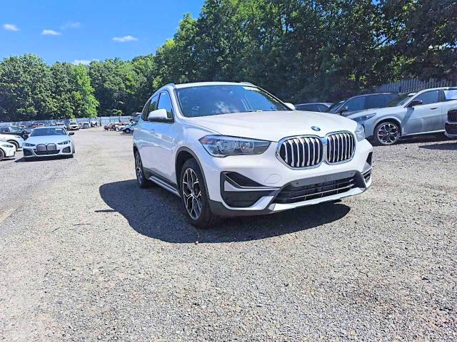 2022 BMW X1 VIN WBXJG9C05N5U59330 COPART salvage auction — HAIL, Nj - Cert Of Title-Salvage (P), sold $12,700 on 2026-07-22 (photo 3)