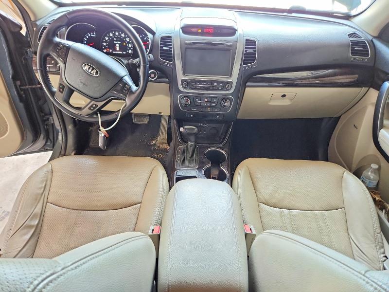 2014 Kia Sorento VIN 5XYKUDA79EG525110 COPART salvage auction — MINOR DENT/SCRATCHES, Ky - Certificate Of Title, sold $800 on 2026-07-20 (photo 8)