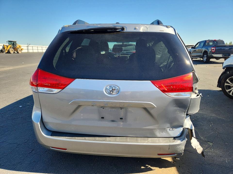 2014 Toyota Sienna VIN 5TDKK3DC3ES495971 COPART salvage auction — REAR END, Ca - Salvage Certificate, sold $2,100 on 2026-07-13 (photo 6)
