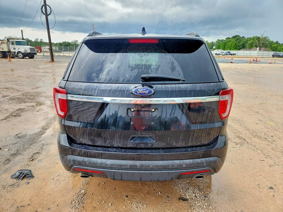2017 Ford Explorer VIN 1FM5K7B88HGA48422 COPART salvage auction — NORMAL WEAR, Wv - Certificate Of Title, sold $4,900 on 2026-07-02 (photo 6)