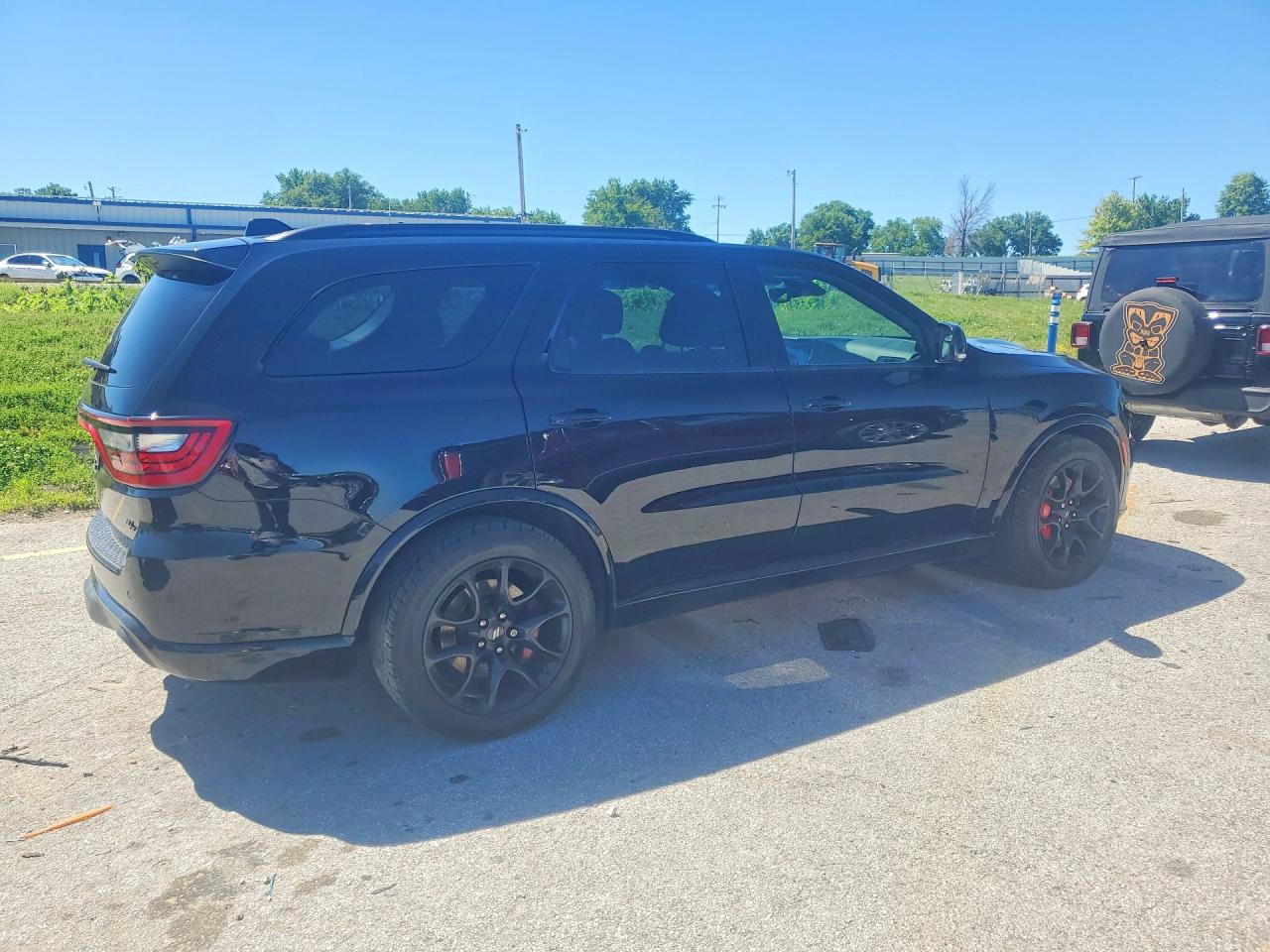 2024 Dodge Durango VIN 1C4SDJCT1RC175443 COPART salvage auction — Minor Dent/Scratches, MO - CERTIFICATE OF TITLE, sold $31,250 on 2026-07-09 (photo 3)