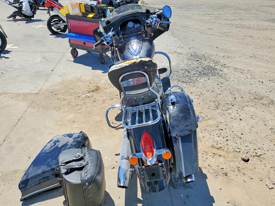 2016 Indian motorcycle co. Chieftain VIN 56KTCAAA9G3330529 COPART salvage auction — FRONT END, CA - SALVAGE CERTIFICATE, sold $2,550 on 2026-07-09 (photo 4)